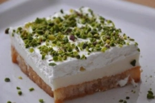 Muzlu Etimek Tatlısı Tarifi ve Malzemeleri