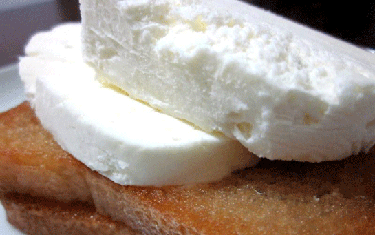 Kaymaklı Etimek Tatlısı Tarifi ve Malzemeleri