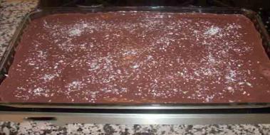 Kakaolu Etimek Tatlısı Tarifi ve Malzemeleri Kakaolu Etimek Tatlısı