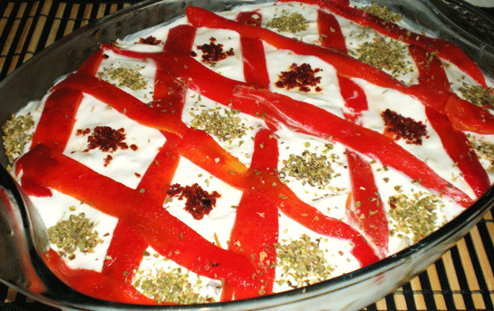 Patlıcanlı Etimek Salatası Tarifi ve Malzemeleri