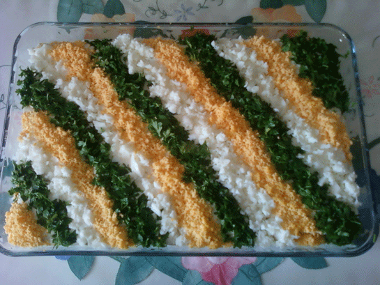 Yoğurtlu Etimek Salatası Tarifi ve Malzemeleri